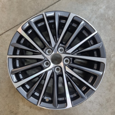 5x114.3 R18 8.0J ET45 60.1