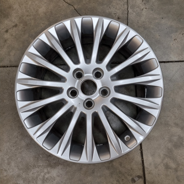 5x108 R17 7.0J ET50 64