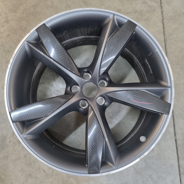 5x108 R20 10.5J ET33? 64 Jaguar