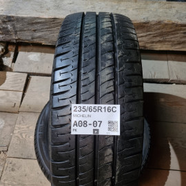 235/65R16C MICHELIN