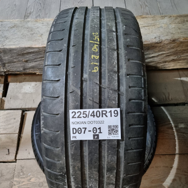 225/40R19 NOKIAN DOT0322