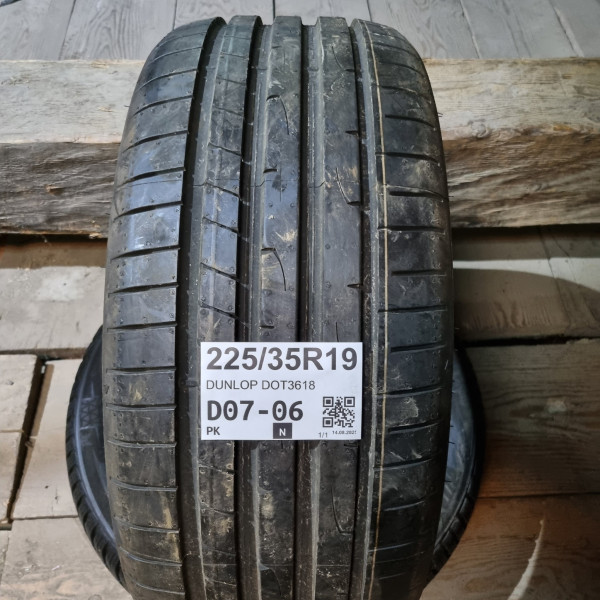 225/35R19 DUNLOP DOT3618