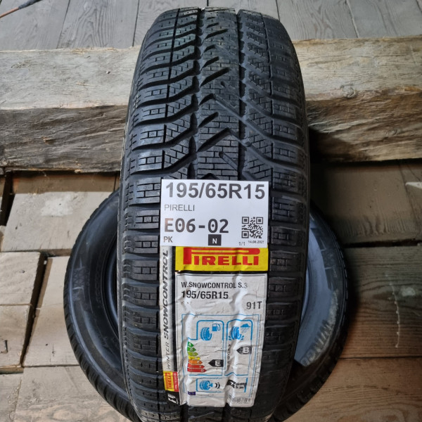 195/65R15 PIRELLI