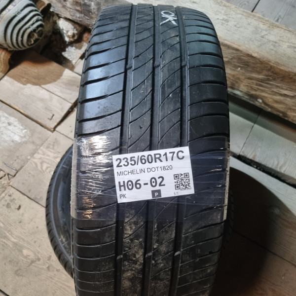 235/60R17C MICHELIN DOT1820