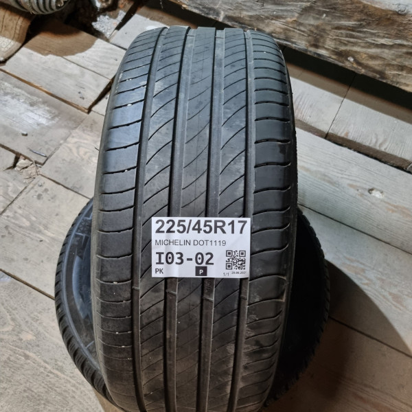 225/45R17 MICHELIN DOT1119