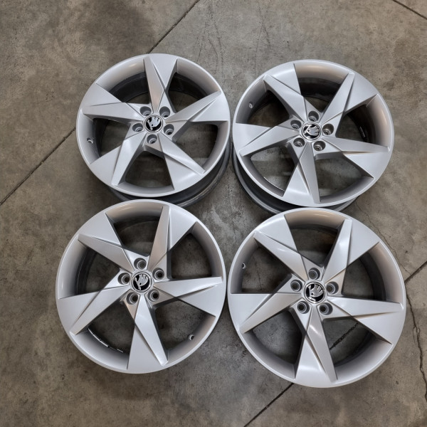 5x100 R17 6.5J ET40 57.1