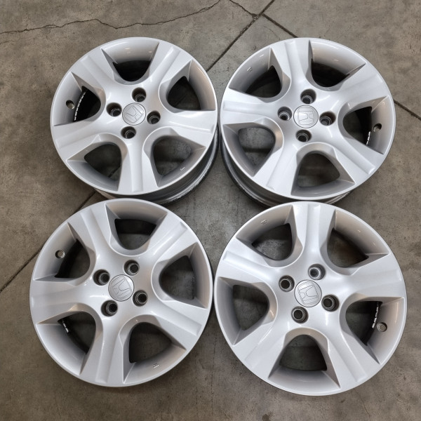 4x100 R15 5.5J ET45 56