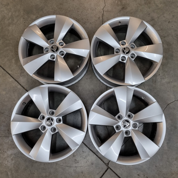 5x112 R17 6.5J ET38 57.1