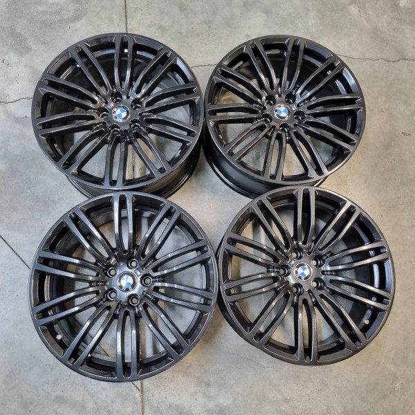5x112 R19 9.0J-8.0J ET44-ET30? 66