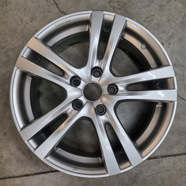 5x114.3 R17 7.0J ET50 76