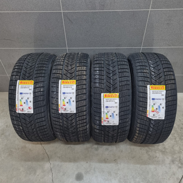 235/45R18 Pirelli Winter Sottozero 3 98V XL DOT 1725