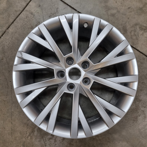 5x112 R18 8.0J ET44 57.1