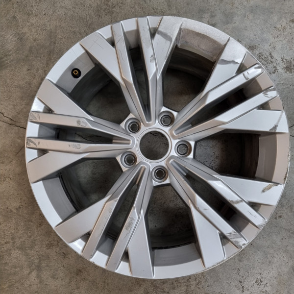 5x112 R17 8.0J ET42 57.1