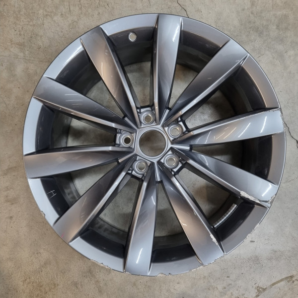 5x112 R19 8.0J ET40 57