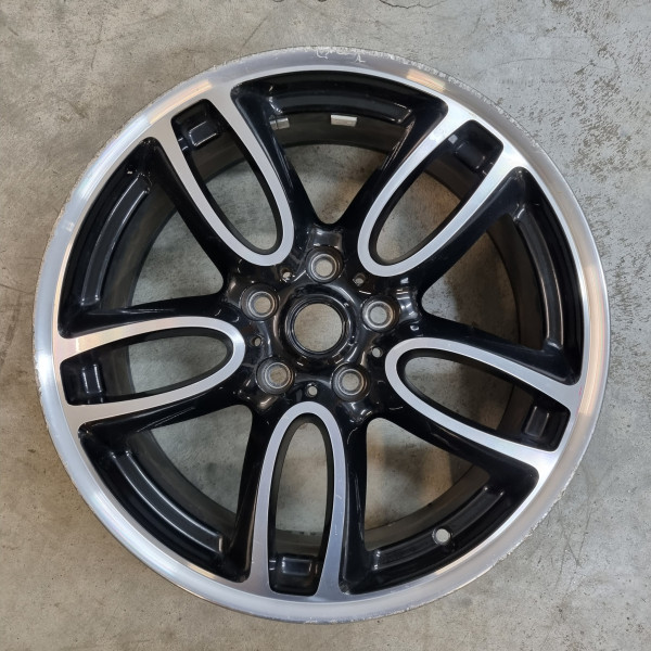 5x120 R19 7.5J ET52 72