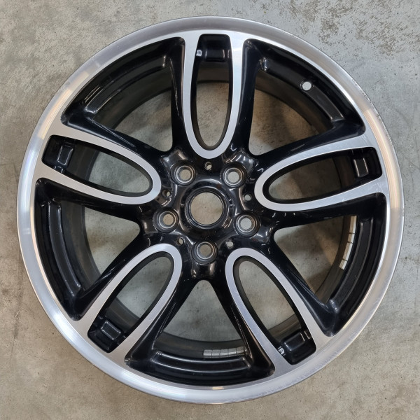 5x120 R19 7.5J ET52 72