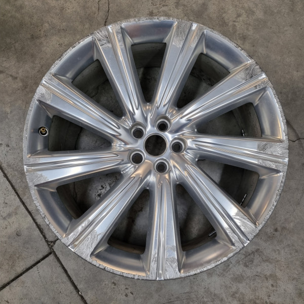 5x108 R22 9.0J ET45 63 HK8M-1007-CC