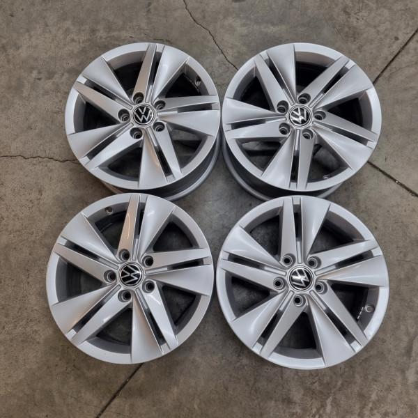5x112 R16 7.0J ET48 57.1