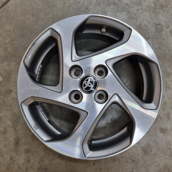 4x100 R15 5.0J ET38 54